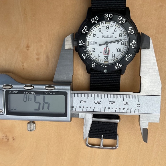 Luminox Navy Seal Watch - Picture 11 of 11